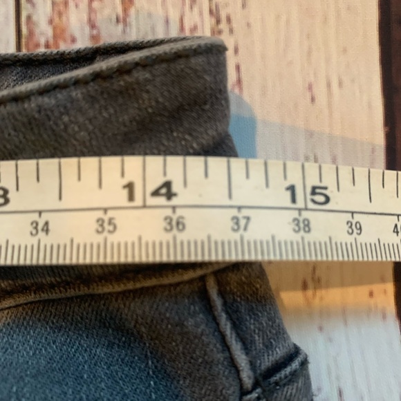 Umgee gray pants. Raw hem. Size 29. - Picture 6 of 10